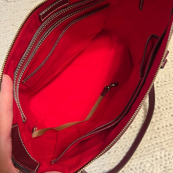 Dooney & Bourke Wren Tote Bag Bordeaux - Picture 2 of 5